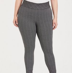 TORRID PULL-ON PIXIE PANT
